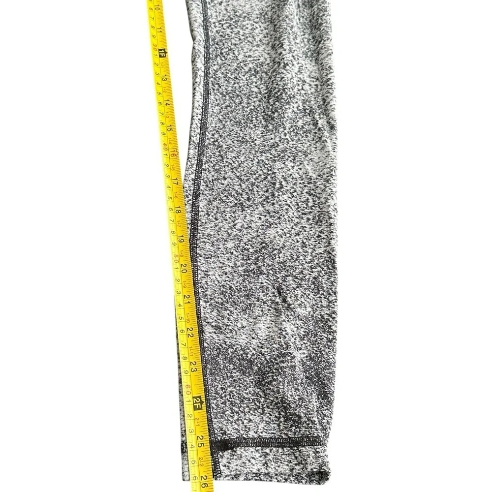 Lululemon Wunder Under black pattern Warmer style s 6